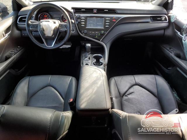 4T1B61HK8JU639851 2018 TOYOTA CAMRY photo no. 8