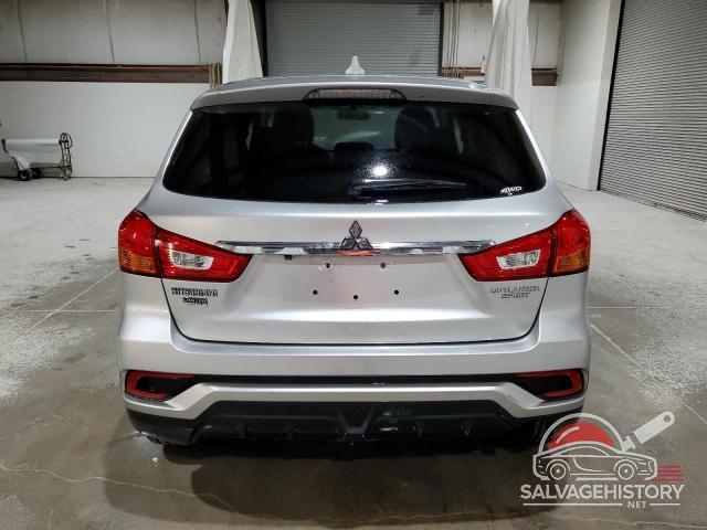 JA4AR3AU8JU015525 2018 MITSUBISHI OUTLANDER photo no. 6
