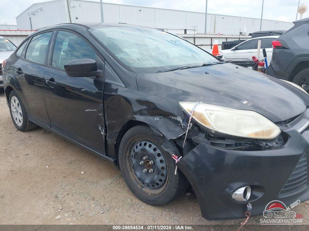 1FAHP3F20CL300946 2012 FORD FOCUS photo no. 6