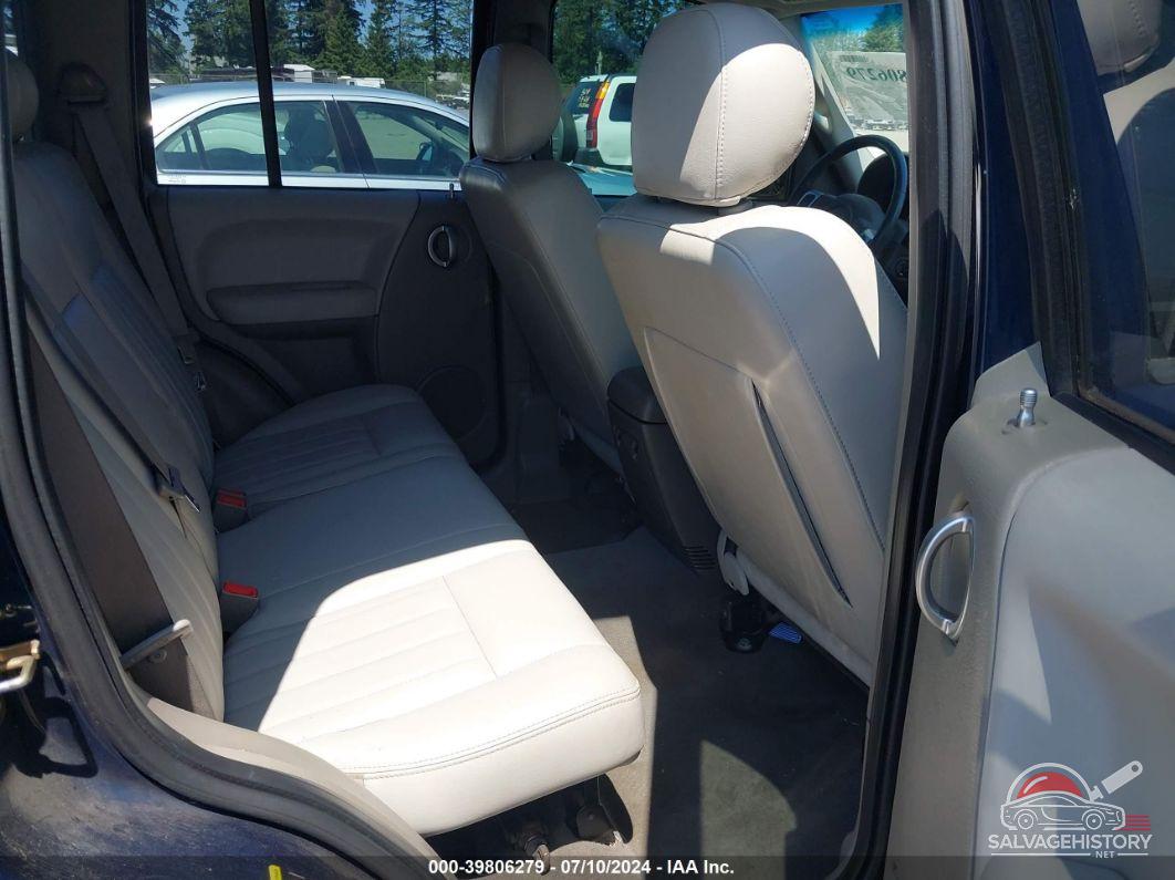 1J8GL58K15W559790 2005 JEEP LIBERTY photo no. 8
