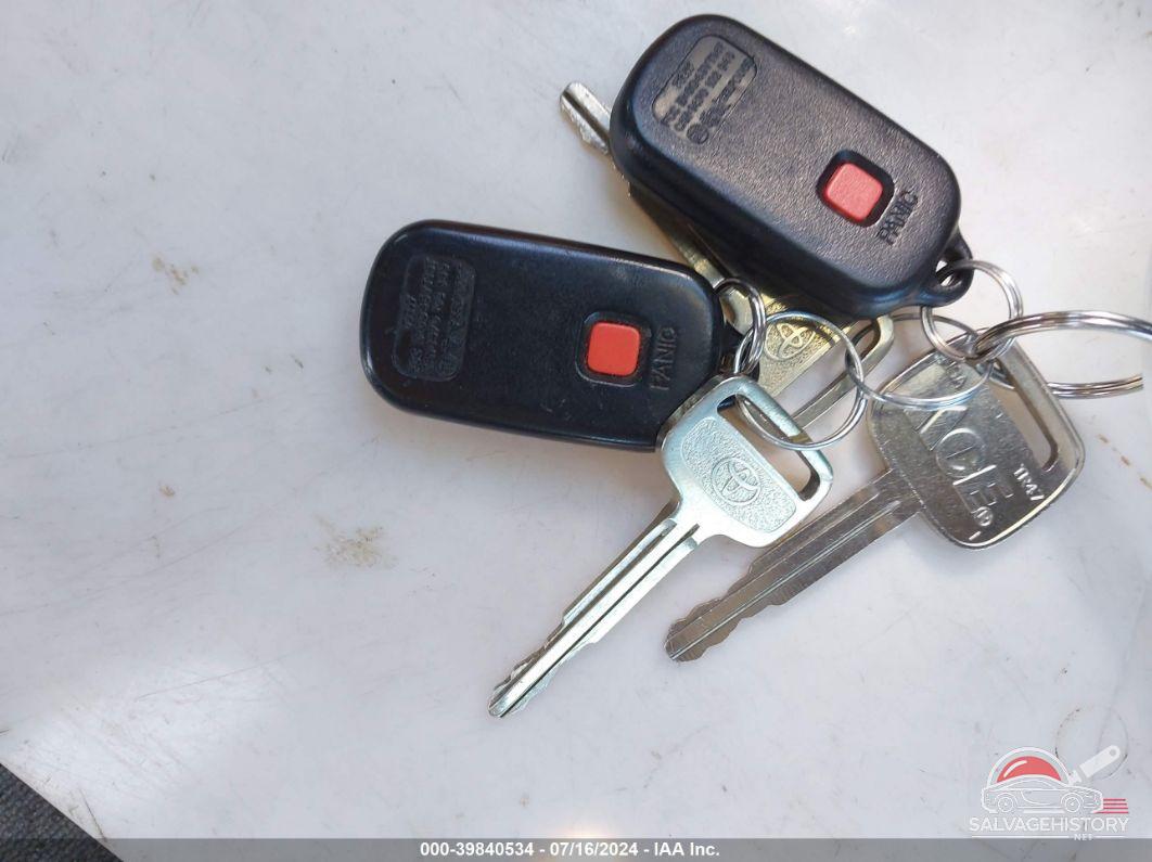 4T1BG22K51U058724 2001 TOYOTA CAMRY photo no. 11