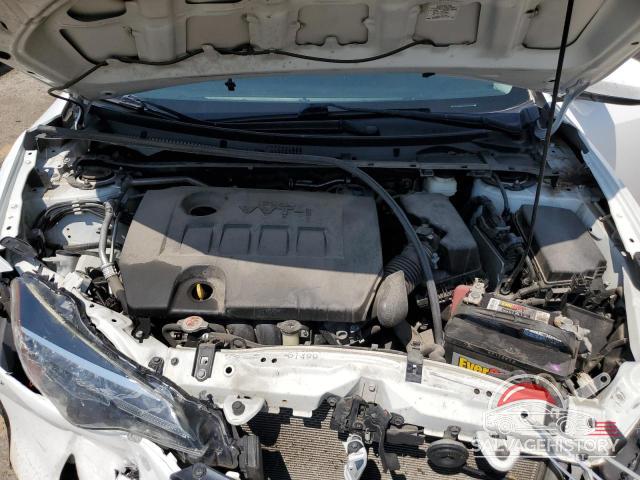 2T1BURHE3JC123316 2018 TOYOTA COROLLA photo no. 11