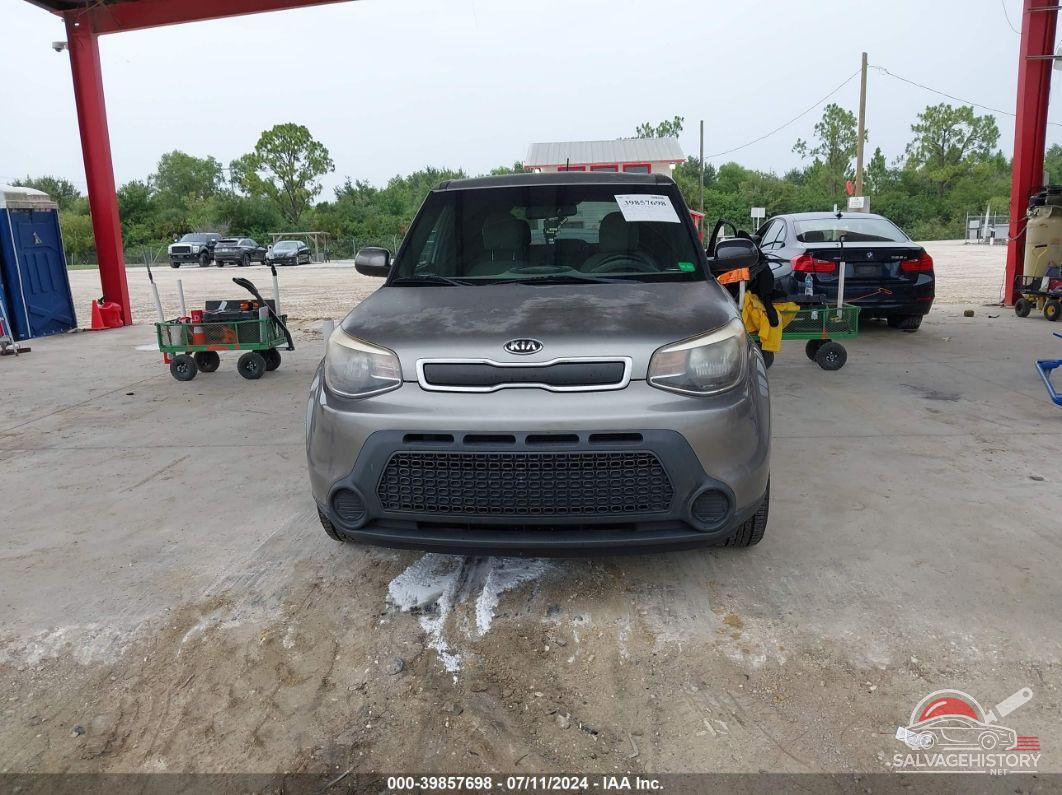 KNDJN2A24F7201787 2015 KIA SOUL photo no. 6