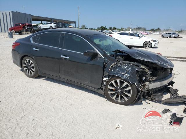 1N4AL3AP8JC214037 2018 NISSAN ALTIMA photo no. 4