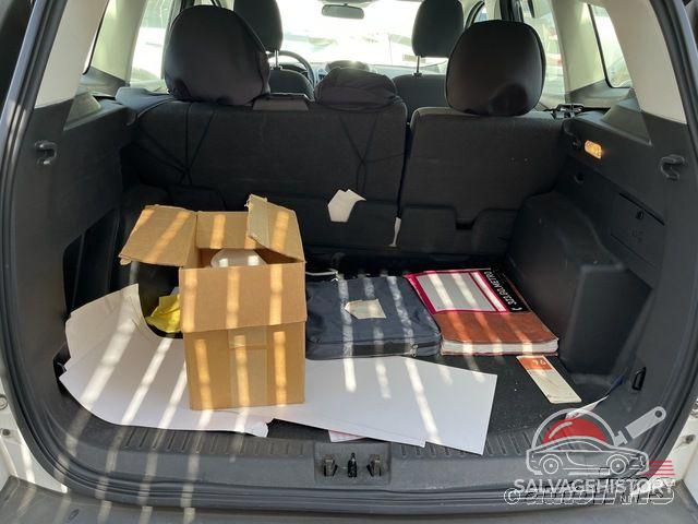 1FMCU0F75KUB11902 2019 FORD ESCAPE photo no. 4