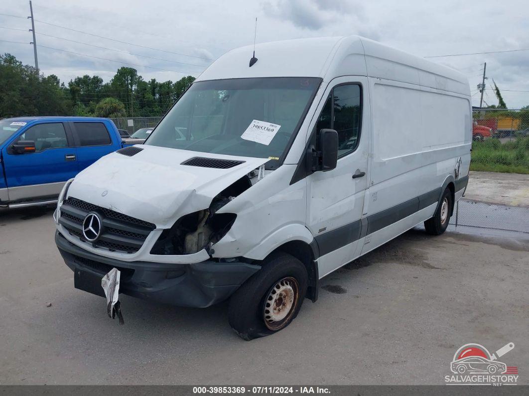 WD3PE8CB1B5565563 2011 MERCEDES-BENZ SPRINTER photo no. 2