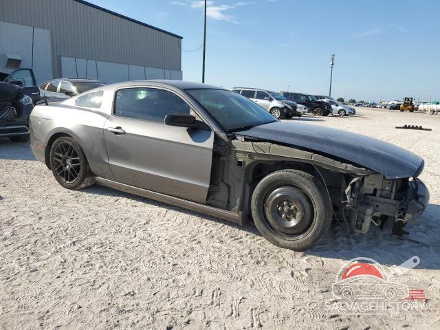 1ZVBP8AMXE5298360 2014 FORD ALL Models photo no. 4