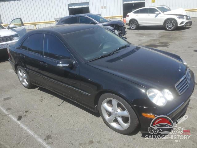 WDBRF40J65F721769 2005 MERCEDES-BENZ C-CLASS photo no. 4
