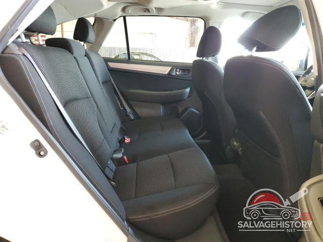 4S4BSADC5J3312369 2018 SUBARU OUTBACK photo no. 11