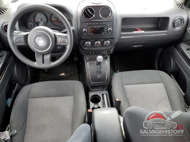 1C4NJDBB7HD143055 2017 JEEP COMPASS photo no. 8