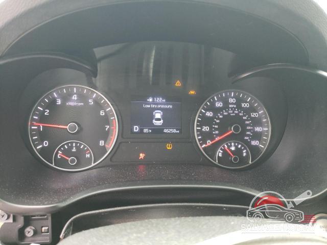 5XXGU4L17KG304345 2019 KIA OPTIMA photo no. 9