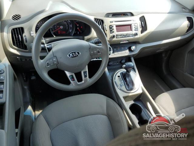 KNDPB3AC1E7599444 2014 KIA SPORTAGE photo no. 8