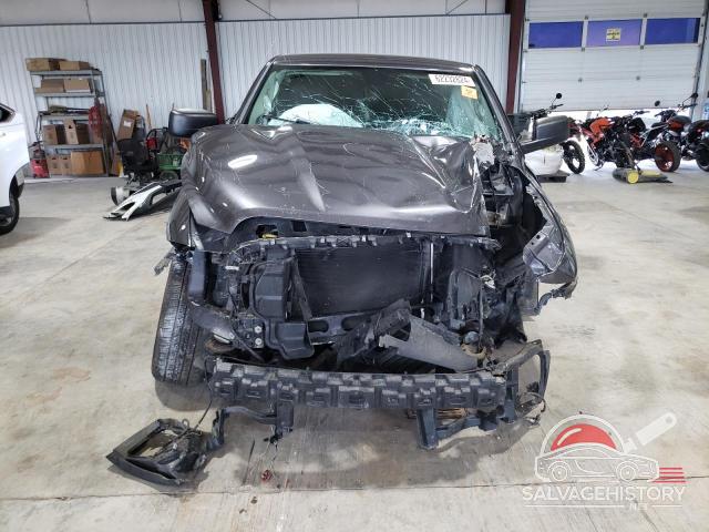 1C6RR7FT3GS413575 2016 RAM 1500 photo no. 5
