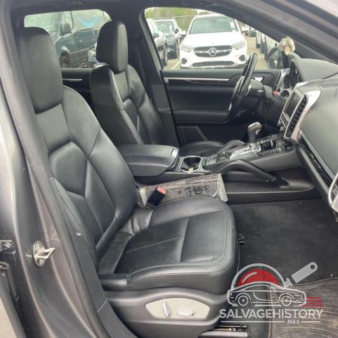 WP1AA2A26ELA03843 2014 PORSCHE CAYENNE photo no. 5