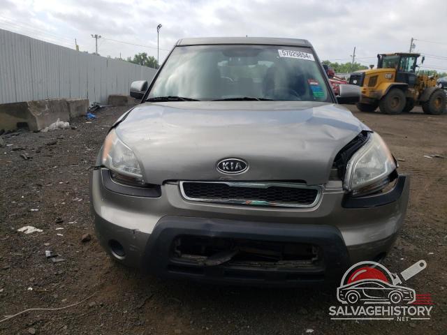 KNDJT2A2XA7064790 2010 KIA SOUL photo no. 5