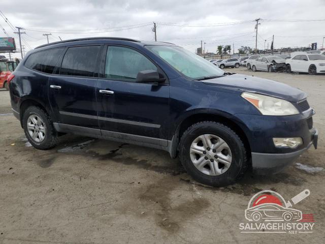 1GNKRFED1BJ389121 2011 CHEVROLET TRAVERSE photo no. 4