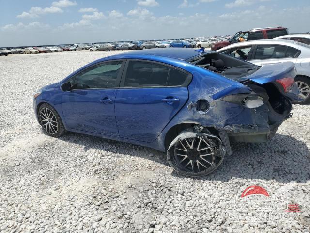 3KPFK4A70JE196554 2018 KIA FORTE photo no. 2