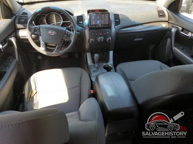 5XYKTDA27CG297287 2012 KIA SORENTO photo no. 8