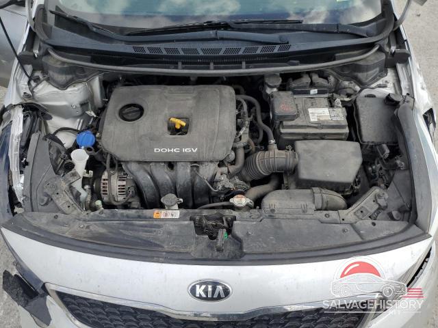 3KPFK4A78HE033841 2017 KIA FORTE photo no. 11