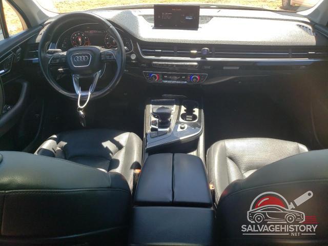 WA1LAAF71HD004500 2017 AUDI Q7 photo no. 8