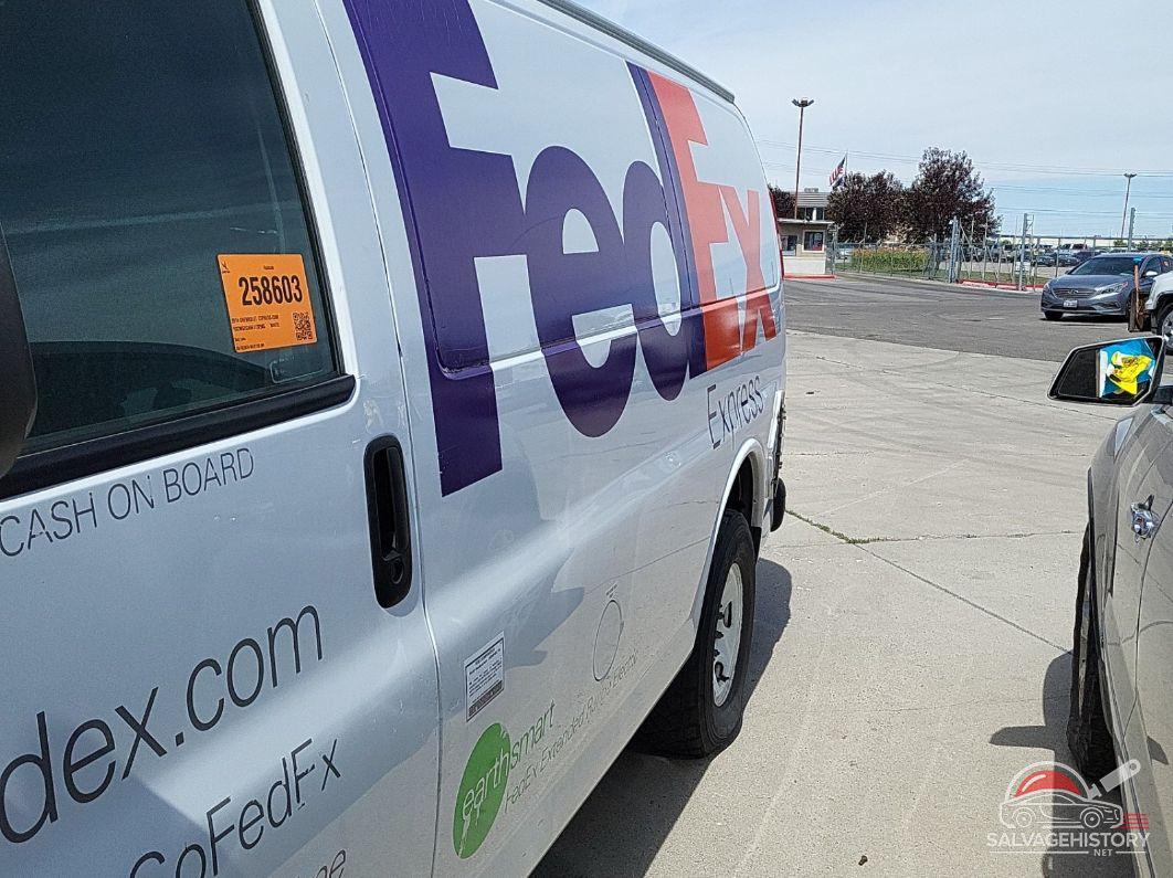 1GCWGFCA6E1132985 2014 CHEVROLET EXPRESS G2500 photo no. 5