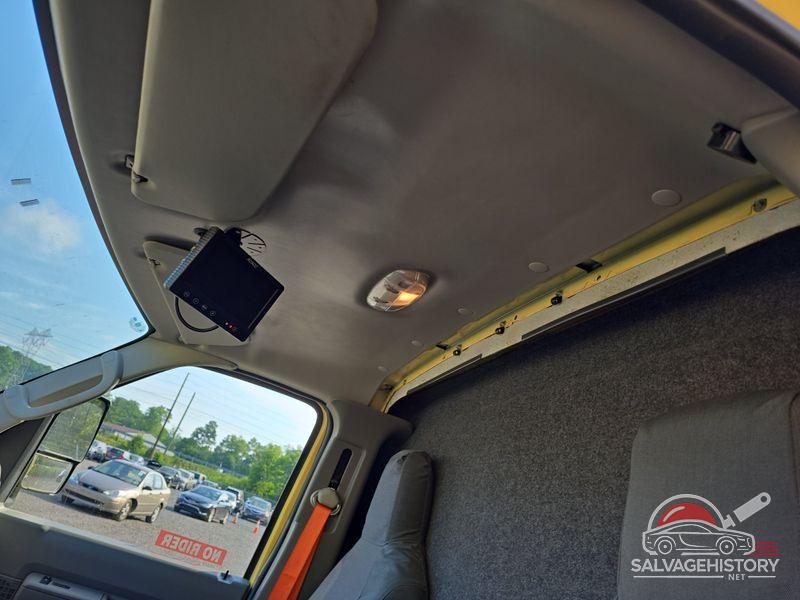 1FDXE4FSXKDC57707 2019 FORD E-450 CUTAWAY photo no. 8