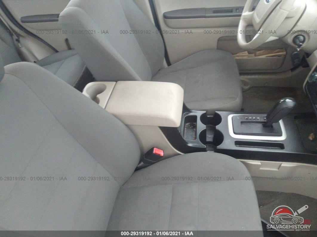 1FMCU0C75AKA72341 2010 FORD ESCAPE photo no. 5