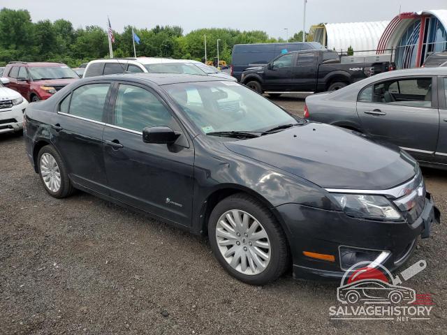 3FADP0L32AR147723 2010 FORD FUSION photo no. 4