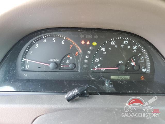 4T1BF30K32U528052 2002 TOYOTA CAMRY photo no. 9
