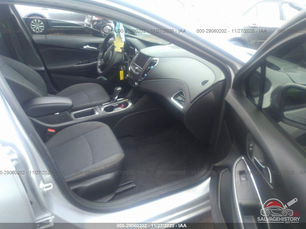 1G1BC5SM6K7104170 2019 CHEVROLET CRUZE photo no. 5
