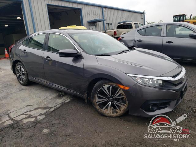 JHMFC1F39JX007075 2018 HONDA CIVIC photo no. 4