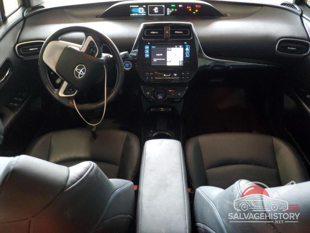 JTDKARFU4H3035252 2017 TOYOTA PRIUS photo no. 8
