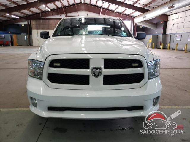 1C6RR7FGXJS206594 2018 RAM 1500 photo no. 5
