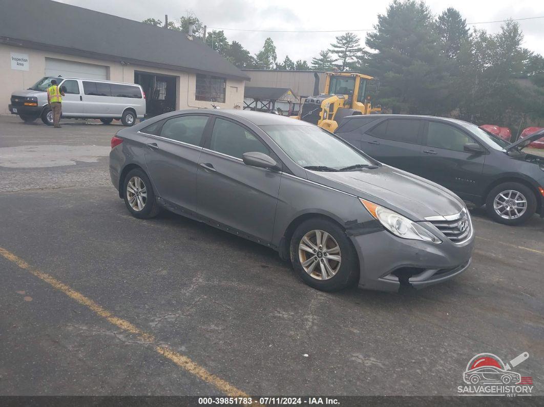 5NPEB4ACXDH810423 2013 HYUNDAI SONATA photo no. 10