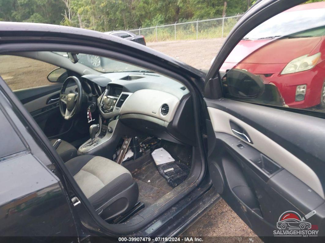 1G1PA5SH9E7479425 2014 CHEVROLET CRUZE photo no. 5
