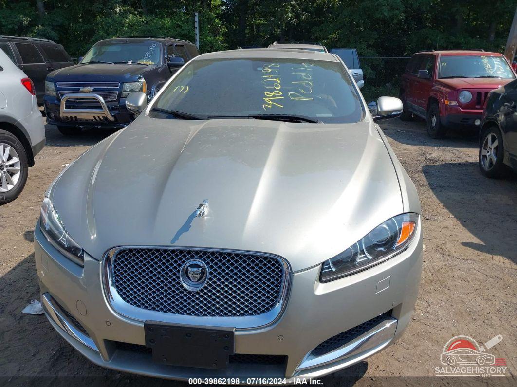 SAJWJ0EF7D8S83753 2013 JAGUAR XF photo no. 6