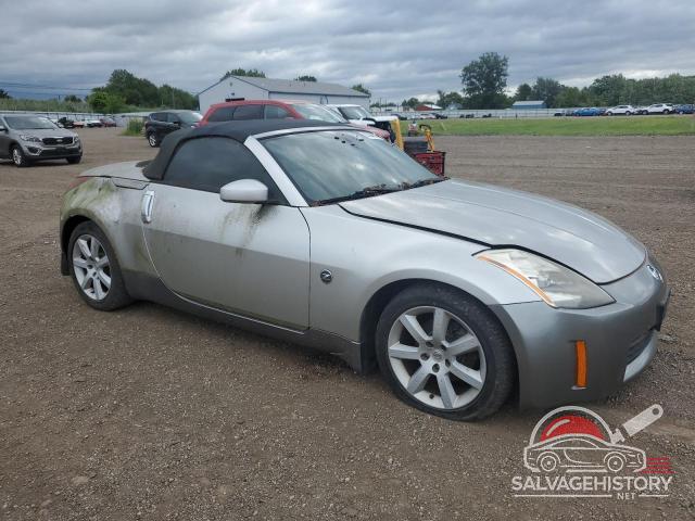 JN1AZ36A74T015792 2004 NISSAN 350Z photo no. 4