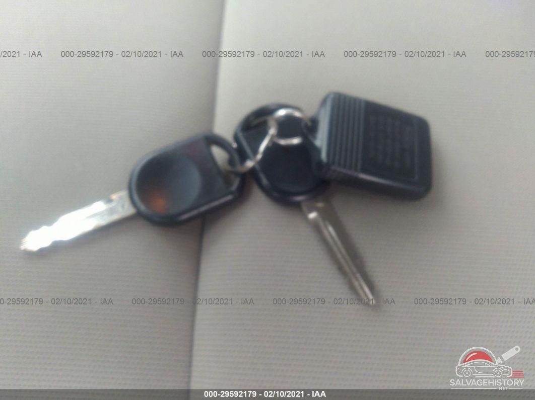 1FAHP35N88W148092 2008 FORD FOCUS photo no. 11
