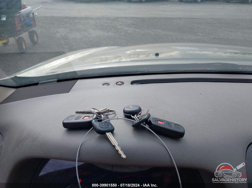 JTDBE32K450316650 2005 TOYOTA CAMRY photo no. 11