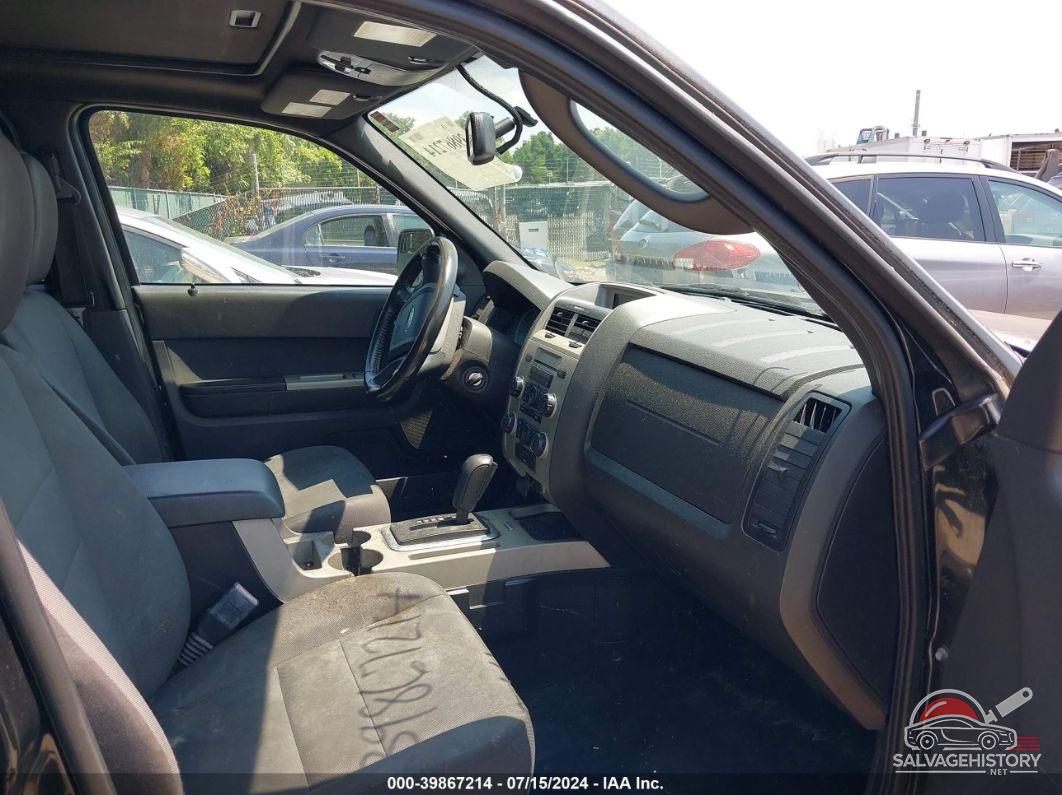 1FMCU9DGXBKA99054 2011 FORD ESCAPE photo no. 5