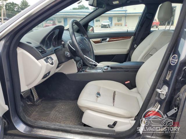 WDDGF8BB2AR093472 2010 MERCEDES-BENZ C-CLASS photo no. 7