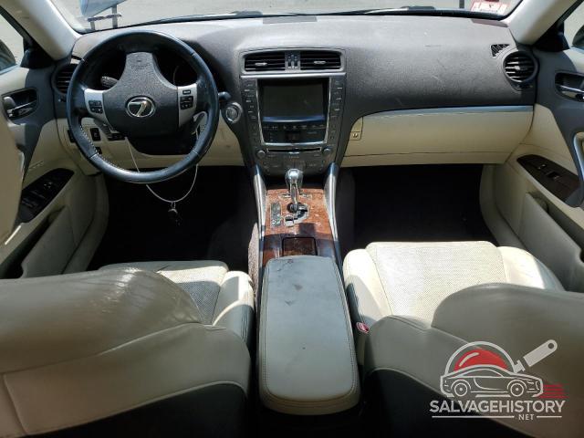 JTHCF5C2XC2035691 2012 LEXUS IS photo no. 8