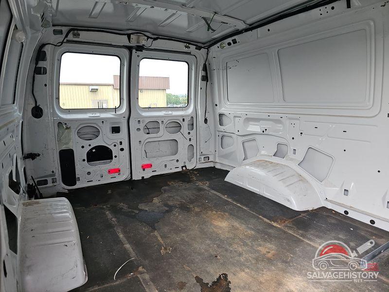 1FTNE2EL3ADA74674 2010 FORD E-250 photo no. 8