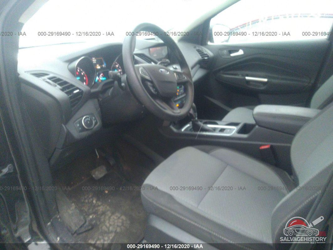 1FMCU0GD0JUC18391 2018 FORD ESCAPE photo no. 5