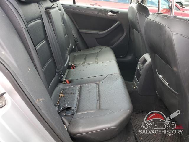 3VWD17AJ9EM257514 2014 VOLKSWAGEN JETTA photo no. 10