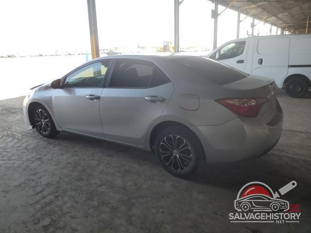 2T1BURHE8HC748580 2017 TOYOTA COROLLA photo no. 2