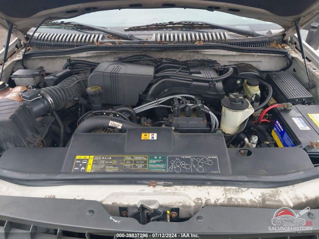 1FMZU62K02UD44142 2002 FORD EXPLORER photo no. 10