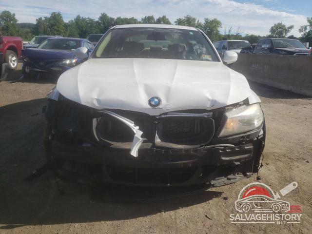 WBAPK5G57BNN30153 2011 BMW 3 SERIES photo no. 5
