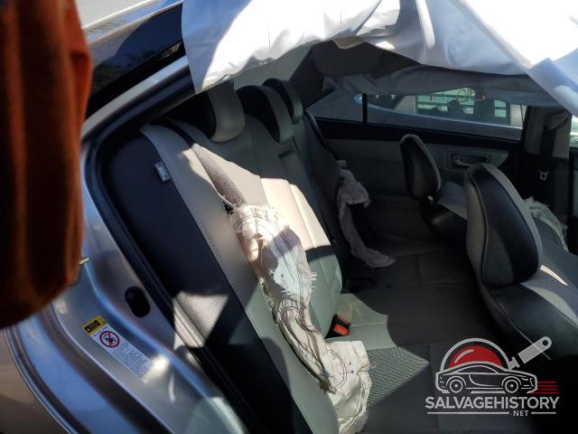4T1BF1FK7GU231434 2016 TOYOTA CAMRY photo no. 10
