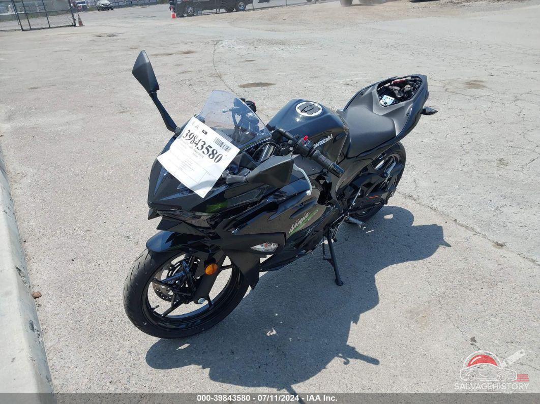 ML5EXGH16RDA14236 2014 KAWASAKI EX500 photo no. 2